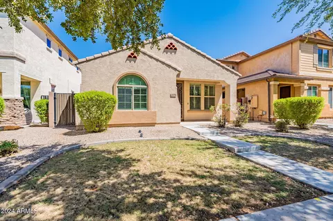 3278 E Orchid Ln, Gilbert, AZ 85296 photo 4