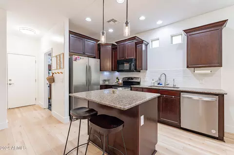 3278 E Orchid Ln, Gilbert, AZ 85296 photo 9