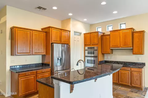 Kitchen - 248 E Julian Dr, Gilbert, AZ 85295 photo 5 of 6