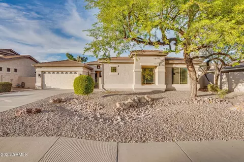 Exterior - 248 E Julian Dr, Gilbert, AZ 85295 photo 12 of 13