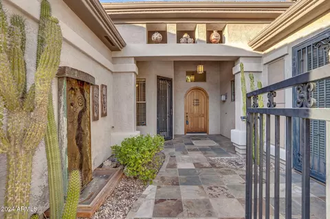 Exterior - 248 E Julian Dr, Gilbert, AZ 85295 photo 2 of 13