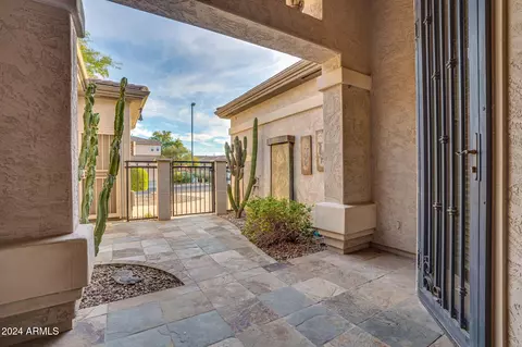 Exterior - 248 E Julian Dr, Gilbert, AZ 85295 photo 10 of 13
