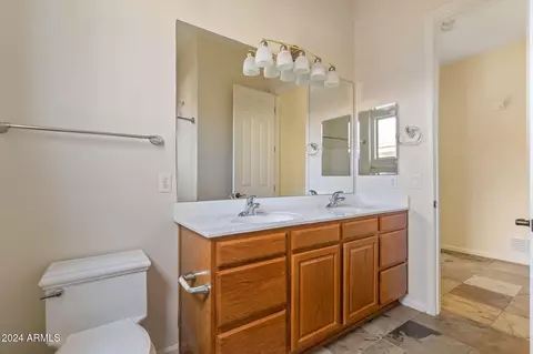 Bath - 248 E Julian Dr, Gilbert, AZ 85295 photo 9 of 9