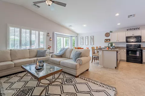 823 E Harmony Way, Queen Creek, AZ 85140