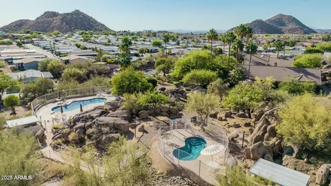 2233 E Behrend Dr #210, Phoenix, AZ 85024 photo 29