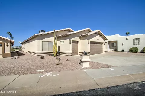5764 E Leonora St, Mesa, AZ 85215