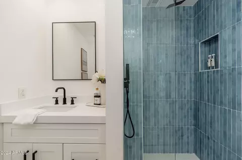 Bath - 2223 E Sahuaro Dr, Phoenix, AZ 85028 photo 8 of 8
