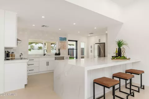 Kitchen - 2223 E Sahuaro Dr, Phoenix, AZ 85028 photo 1 of 10