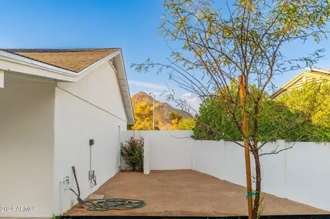 Exterior - 2223 E Sahuaro Dr, Phoenix, AZ 85028 photo 12 of 21