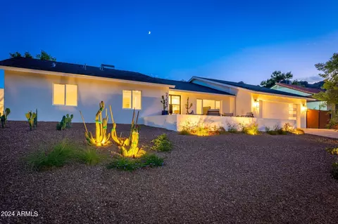 Exterior - 2223 E Sahuaro Dr, Phoenix, AZ 85028 photo 13 of 21
