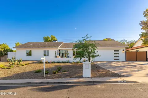 Exterior - 2223 E Sahuaro Dr, Phoenix, AZ 85028 photo 19 of 21