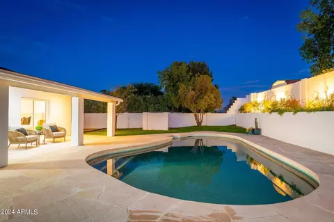 Exterior - 2223 E Sahuaro Dr, Phoenix, AZ 85028 photo 15 of 21