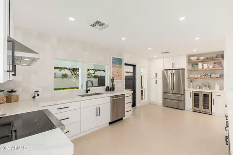 Kitchen - 2223 E Sahuaro Dr, Phoenix, AZ 85028 photo 3 of 10