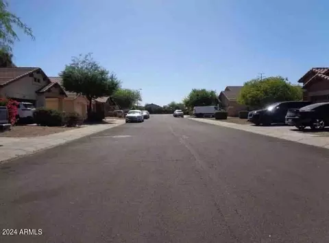 3121 W Donner Dr, Phoenix, AZ 85041 photo 4