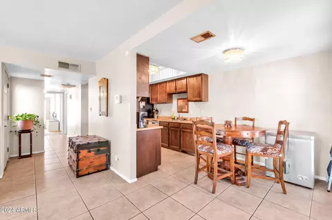 6452 E Casper Rd, Mesa, AZ 85205 photo 4