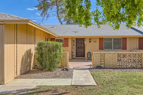 13605 N Redwood Dr, Sun City, AZ 85351