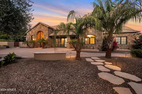 11901 S 71st St, Tempe, AZ 85284