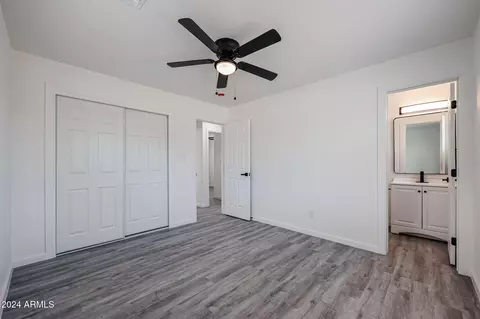 5654 N 19th Ave, Phoenix, AZ 85015 photo 11