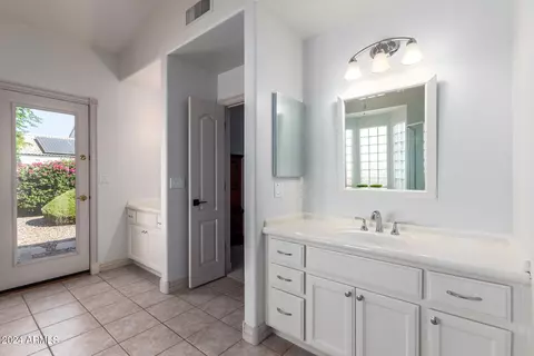 3002 E Redfield Rd, Phoenix, AZ 85032 photo 13