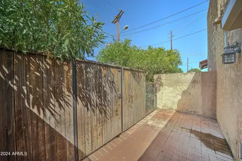 4540 N 44th St #24, Phoenix, AZ 85018 photo 19