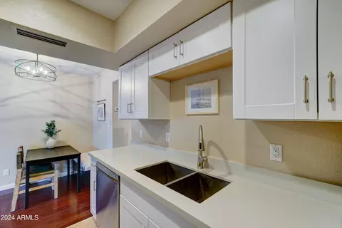 4540 N 44th St #24, Phoenix, AZ 85018 photo 9