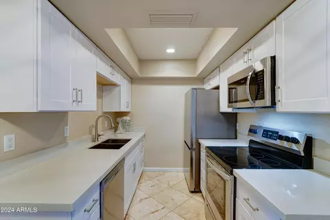 4540 N 44th St #24, Phoenix, AZ 85018 photo 10