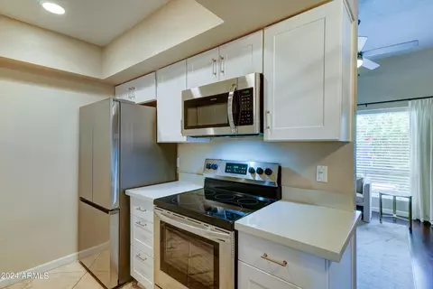 4540 N 44th St #24, Phoenix, AZ 85018 photo 7