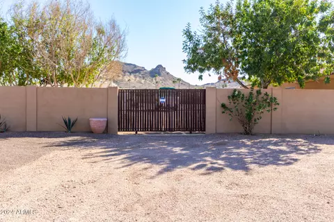 Exterior - 1501 E Sandra Ter, Phoenix, AZ 85022 photo 1 of 18