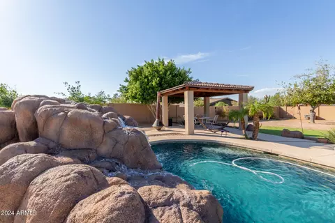 Exterior - 1501 E Sandra Ter, Phoenix, AZ 85022 photo 10 of 18
