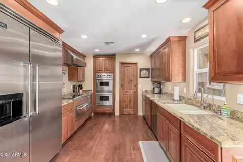 Kitchen - 1501 E Sandra Ter, Phoenix, AZ 85022 photo 2 of 4