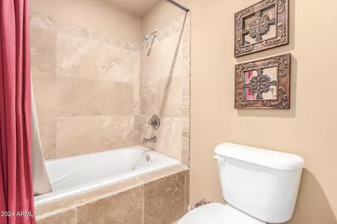Bath - 1501 E Sandra Ter, Phoenix, AZ 85022 photo 7 of 7