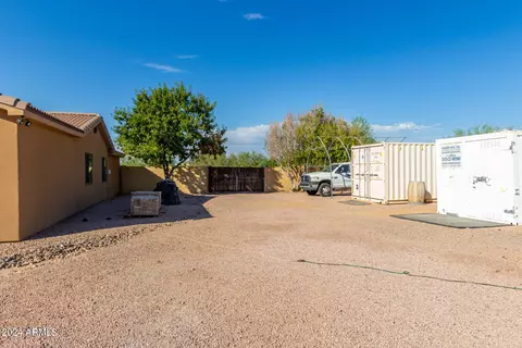 Exterior - 1501 E Sandra Ter, Phoenix, AZ 85022 photo 17 of 18