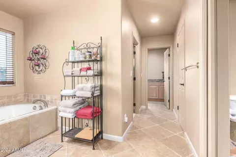 Entry Way - 1501 E Sandra Ter, Phoenix, AZ 85022 photo 2 of 2