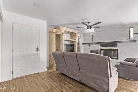728 W Grove Cir, Mesa, AZ 85210
