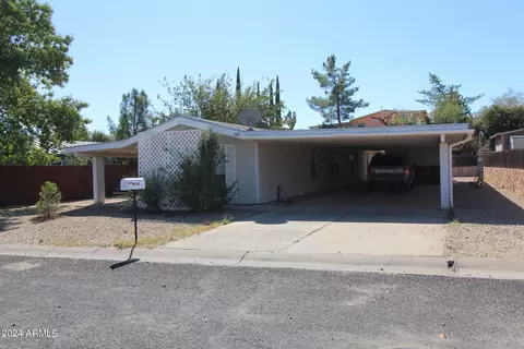 608 W 2nd Ave, Miami, AZ 85539 photo 4