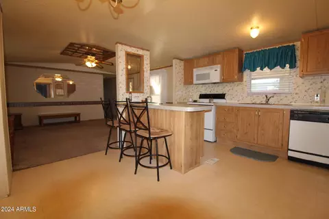 608 W 2nd Ave, Miami, AZ 85539 photo 26