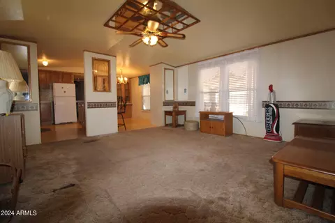 608 W 2nd Ave, Miami, AZ 85539 photo 21