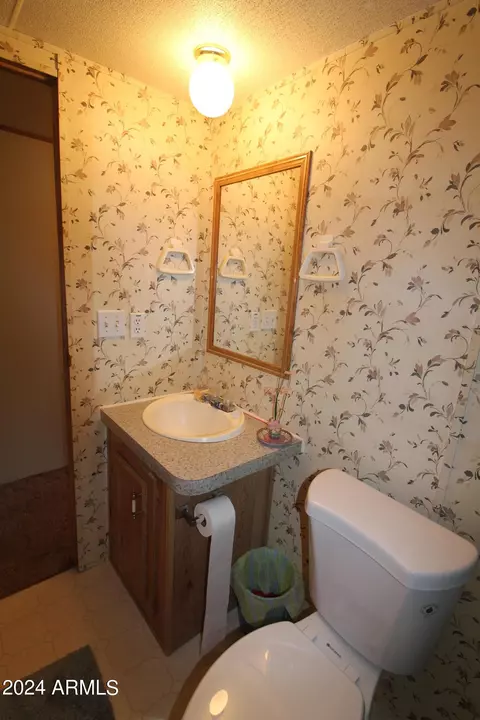 608 W 2nd Ave, Miami, AZ 85539 photo 41