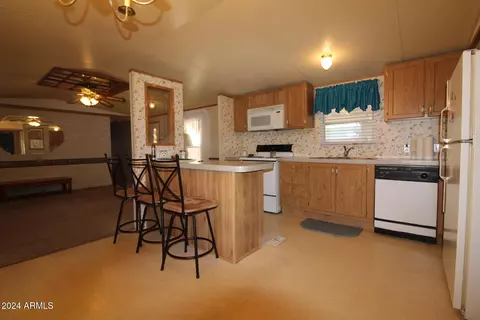608 W 2nd Ave, Miami, AZ 85539 photo 25