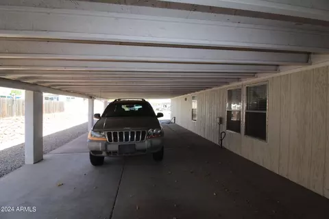 608 W 2nd Ave, Miami, AZ 85539 photo 9
