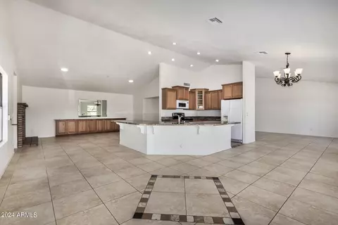 4212 E Tano St, Phoenix, AZ 85044 photo 8