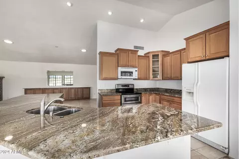 4212 E Tano St, Phoenix, AZ 85044 photo 13
