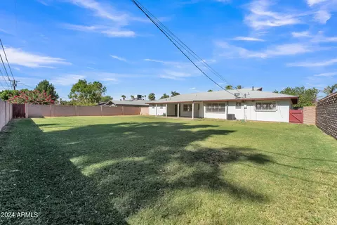 1635 E Claremont St, Phoenix, AZ 85016 photo 5