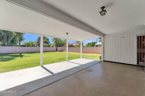1635 E Claremont St, Phoenix, AZ 85016 photo 8
