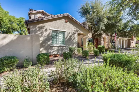 3778 E Santa Fe Ln, Gilbert, AZ 85297 photo 9