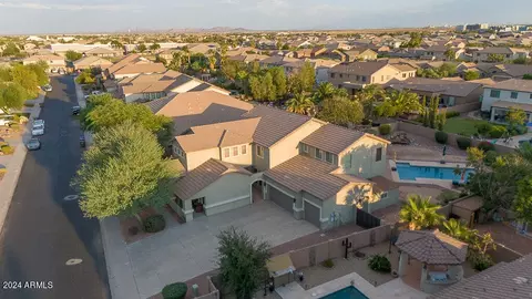 41961 W Lucera Ln, Maricopa, AZ 85138
