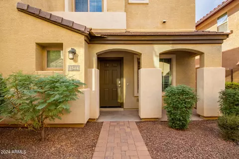 2544 E Vermont Dr, Gilbert, AZ 85295 photo 3
