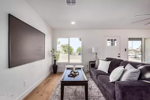 13232 N 28th Pl, Phoenix, AZ 85032 photo 9