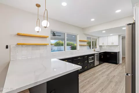 209 E Joan D Arc Ave, Phoenix, AZ 85022 photo 8