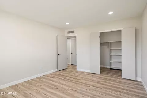 209 E Joan D Arc Ave, Phoenix, AZ 85022 photo 27